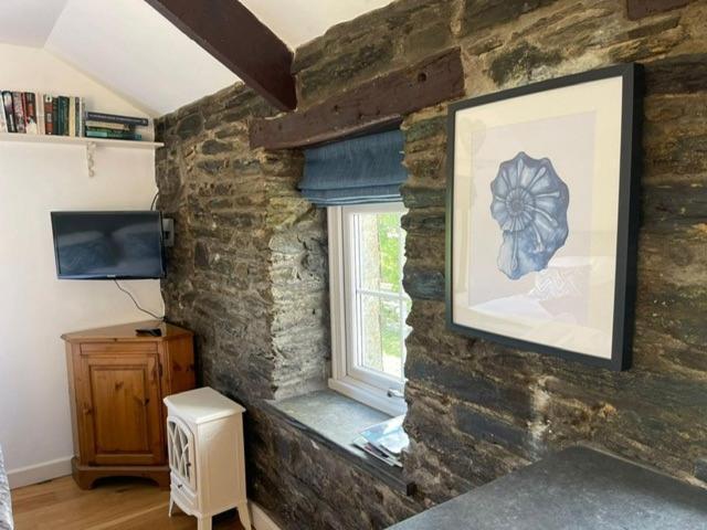 The Hayloft - New Dog Friendly With Garden And Parking *